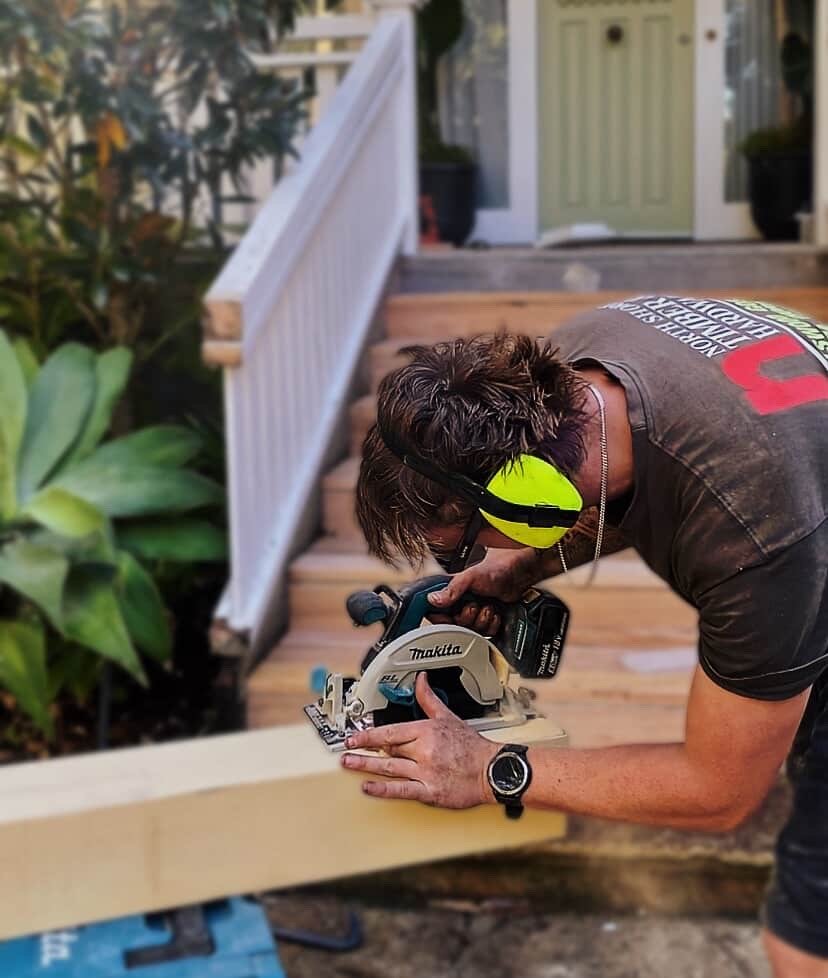 52366F25-DCE6-4379-A852-51CF5CF818B0